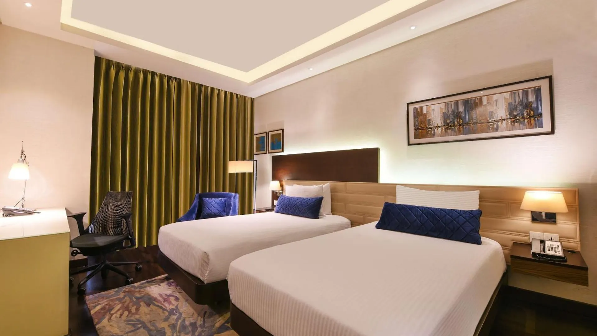 Doubletree By Hilton Gurugram Baani Square Hotel Gurgaon